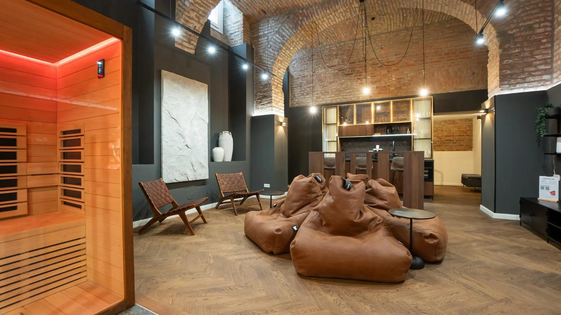 Spacious 3Br Escape With Sauna And Billiard In The City Center Αυστρία