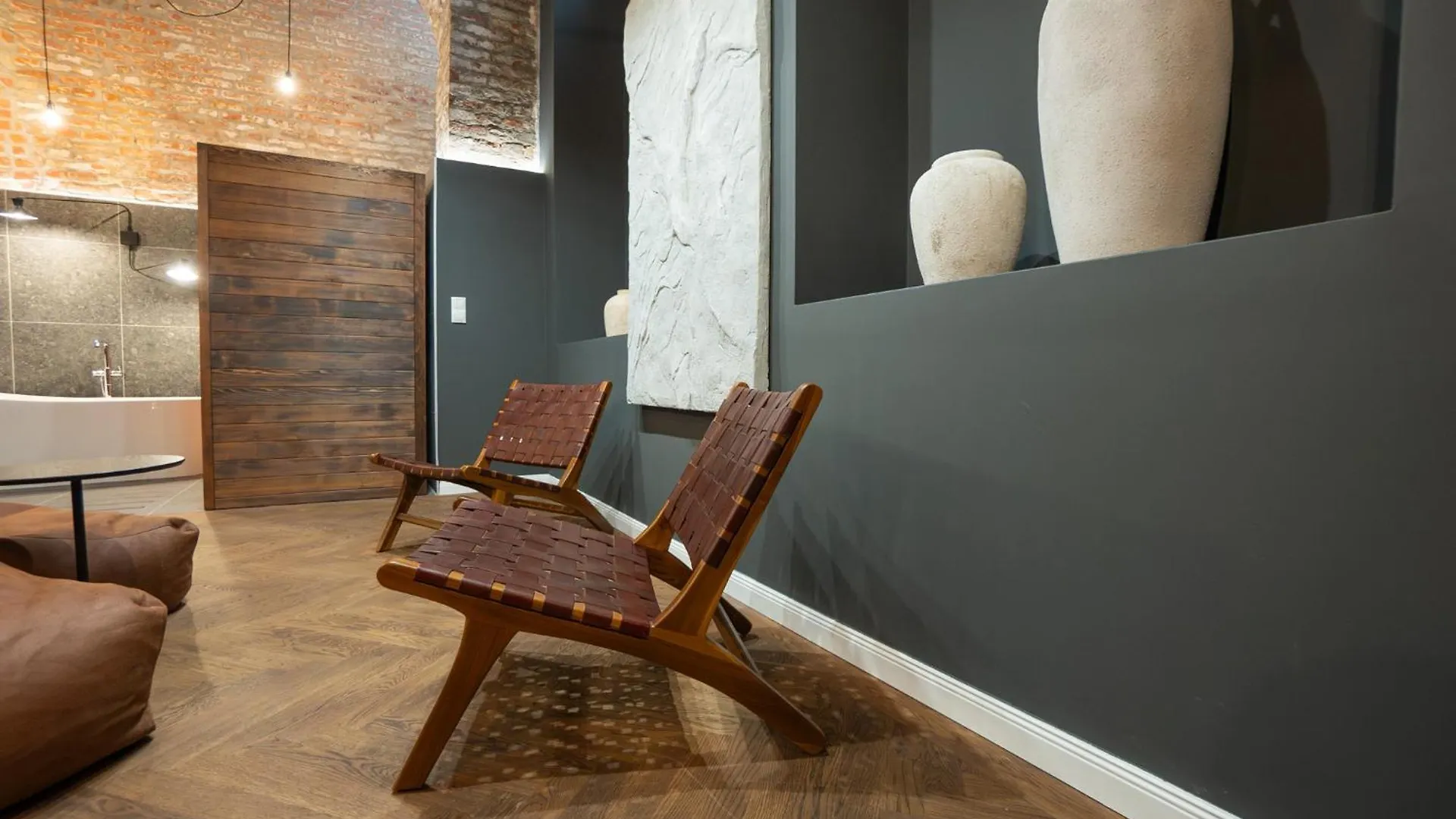 Apartment Spacious 3Br Escape With Sauna And Billiard In The City Center