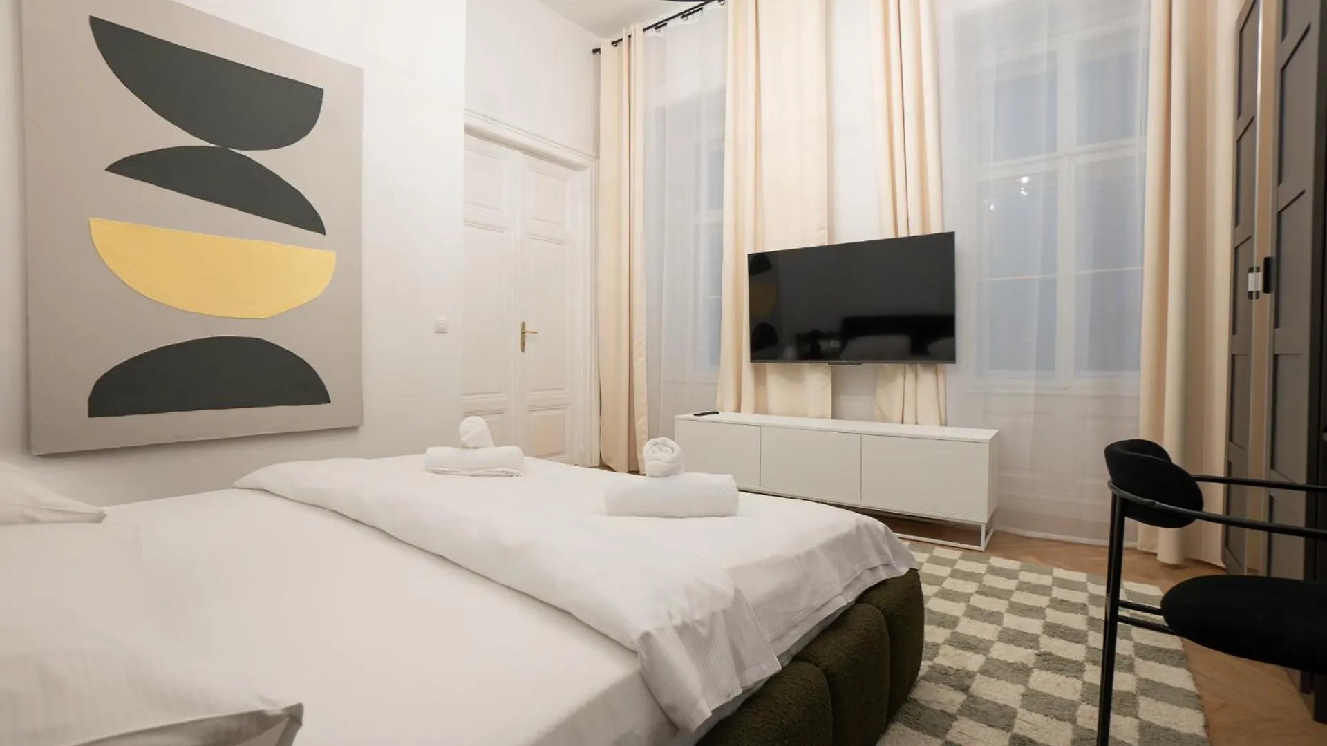 Spacious 3Br Escape With Sauna And Billiard In The City Center 0*, Vienna Austria