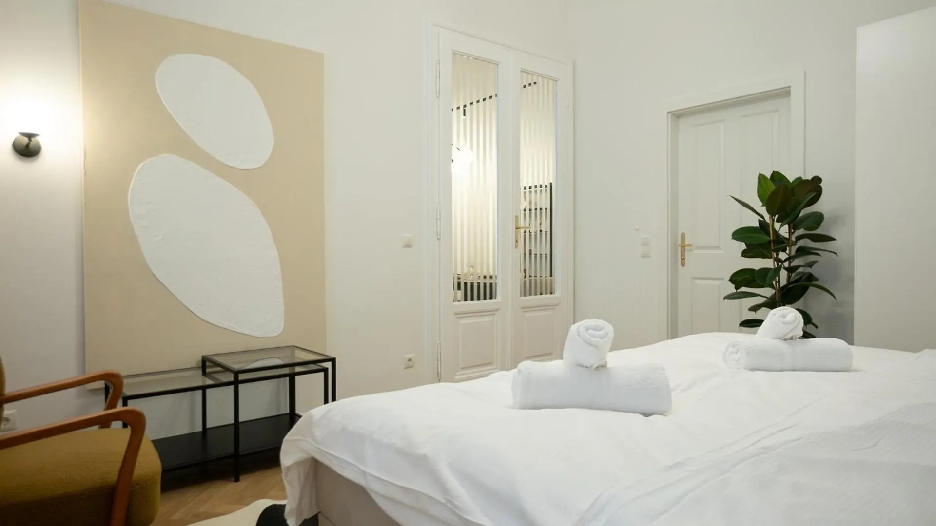 Spacious 3Br Escape With Sauna And Billiard In The City Center 0*, Vienna Austria