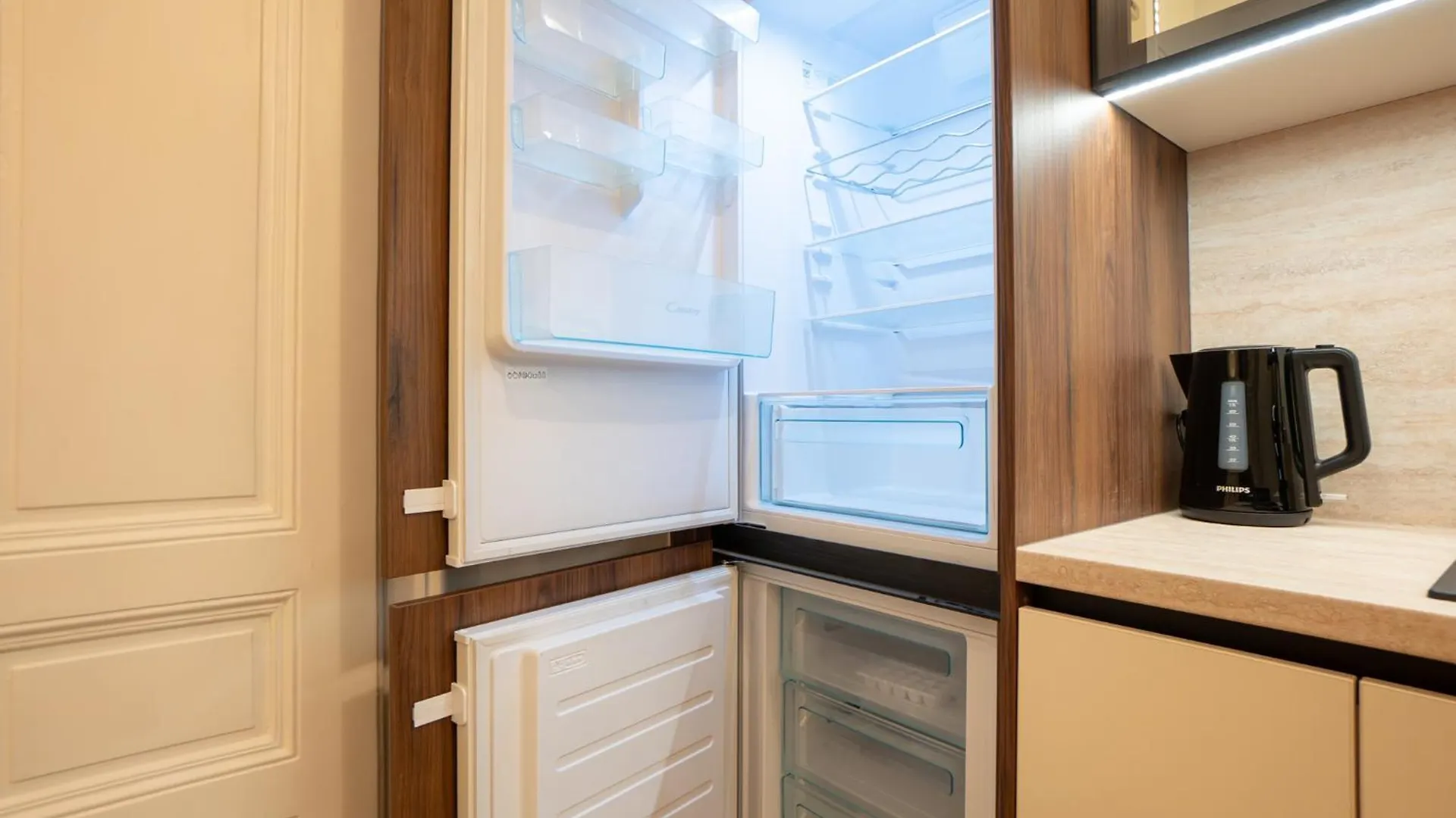 Spacious 3Br Escape With Sauna And Billiard In The City Center Austria
