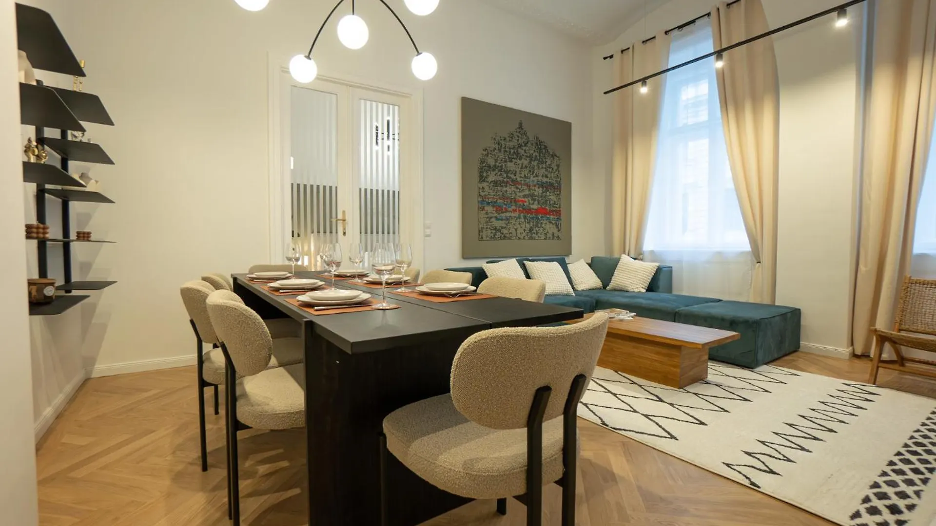 Spacious 3Br Escape With Sauna And Billiard In The City Center Austria